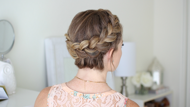 dutch crown braid