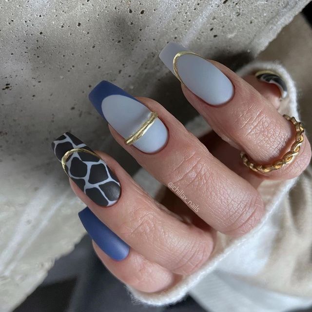 Monochrome Nails Design