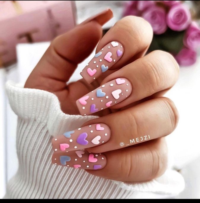 Tiny-Hearts-Nail-Art