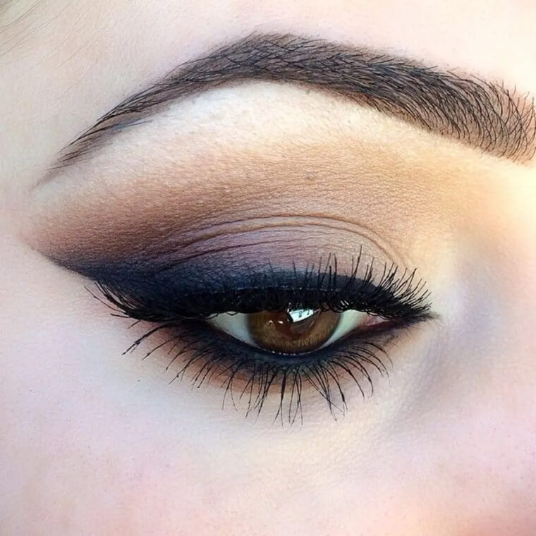 Matte Eyeshadow into Your Look